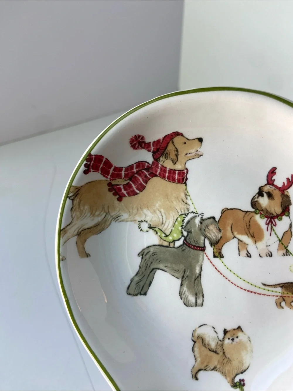 Pier 1 Imports Park Avenue Puppies Ceramic Spoon Rest Christmas Holiday Dogs EUC